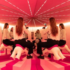 A Zurigo il nuovo WOW Museum accoglie il ritorno dei turisti stupendoli con effetti speciali e illusioni ottiche 